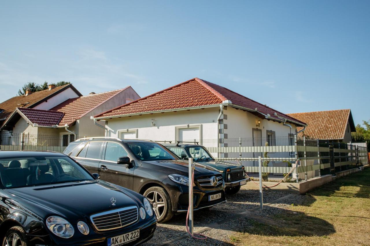 Apartmani Mikic Palić Exterior foto