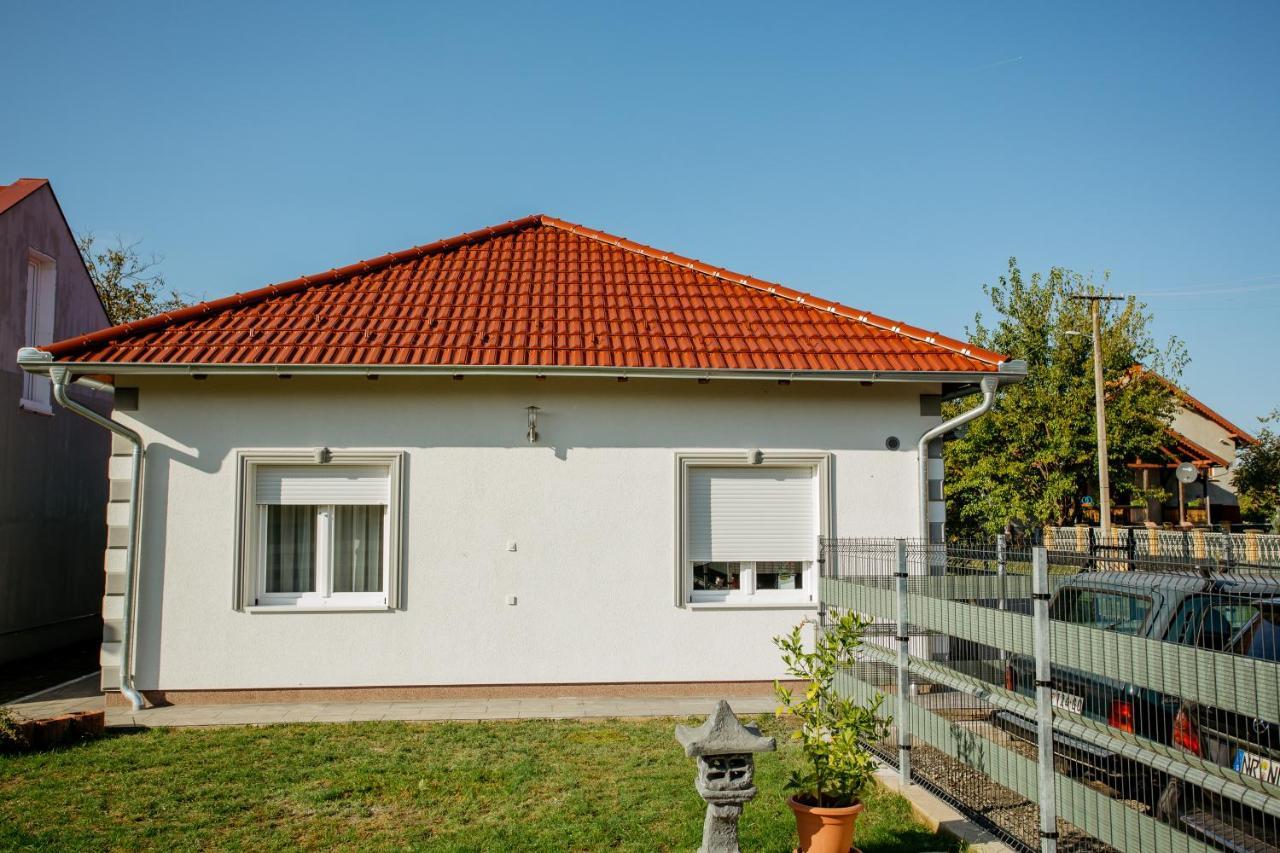 Apartmani Mikic Palić Exterior foto