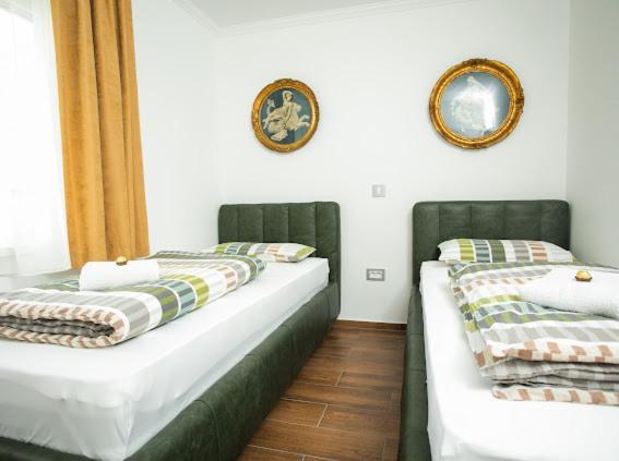 Apartmani Mikic Palić Exterior foto